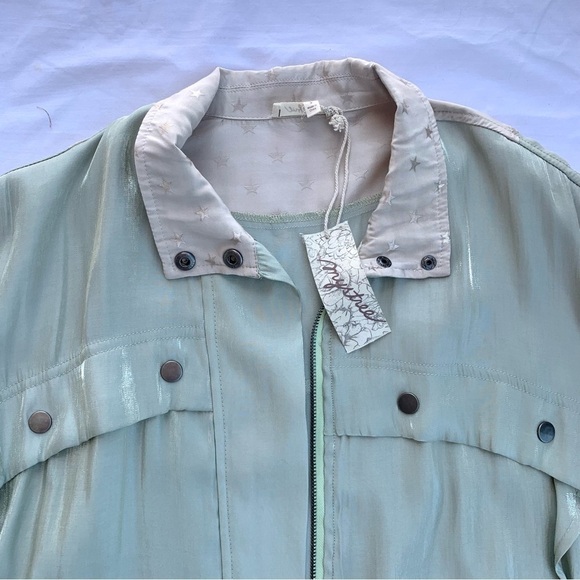 Mystree Satin Zip Up Jacket in Sage Green with Sparkly Gold Stars - Picture 3 of 10